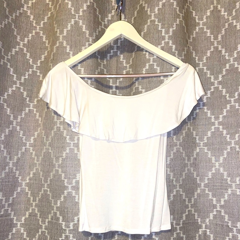 Flowing Shoulder Sitting Top